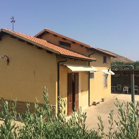 Sole Terra E Mare Casa Chiara Montallegro Exterior foto