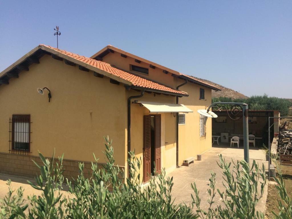 Sole Terra E Mare Casa Chiara Montallegro Exterior foto